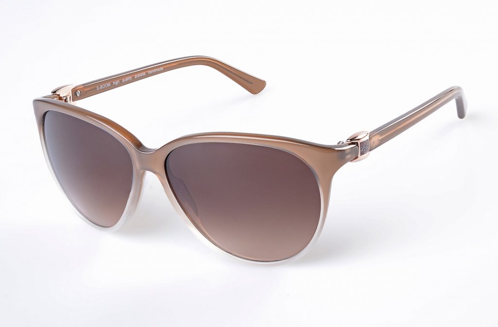 Welcome the first rays of sunshine with our new 2017 sunglasses collection